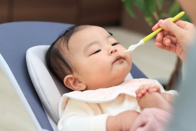 赤ちゃんの離乳食にヨーグルトを毎日あげても大丈夫？飽きた時は？